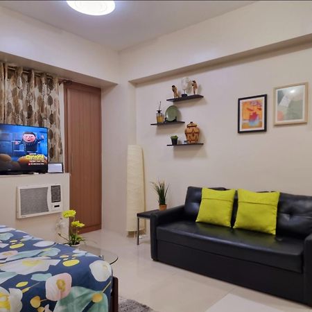 One Palm Tree Villas Condo Across Naia Terminal 3 マニラ市 エクステリア 写真