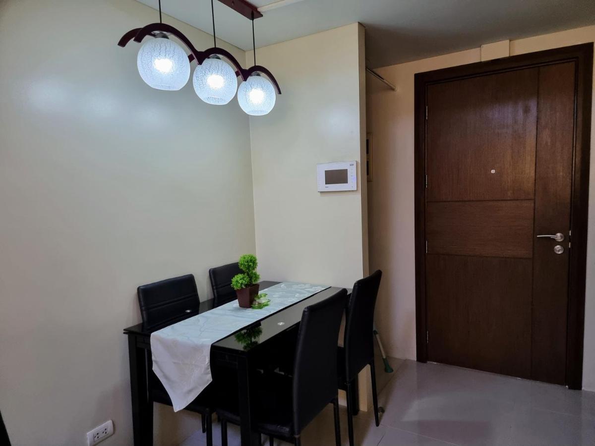 One Palm Tree Villas Condo Across Naia Terminal 3 マニラ市 エクステリア 写真