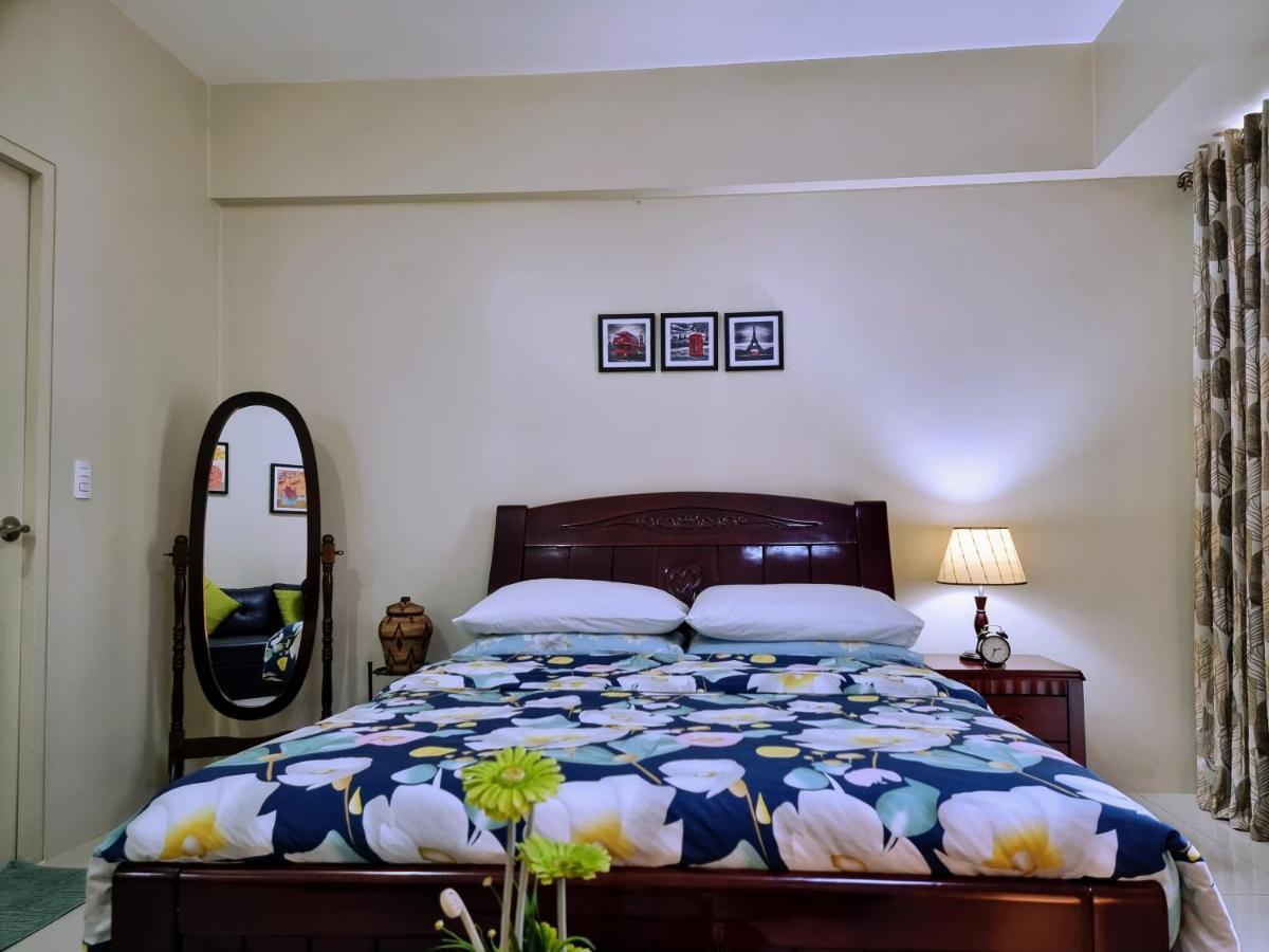 One Palm Tree Villas Condo Across Naia Terminal 3 マニラ市 エクステリア 写真