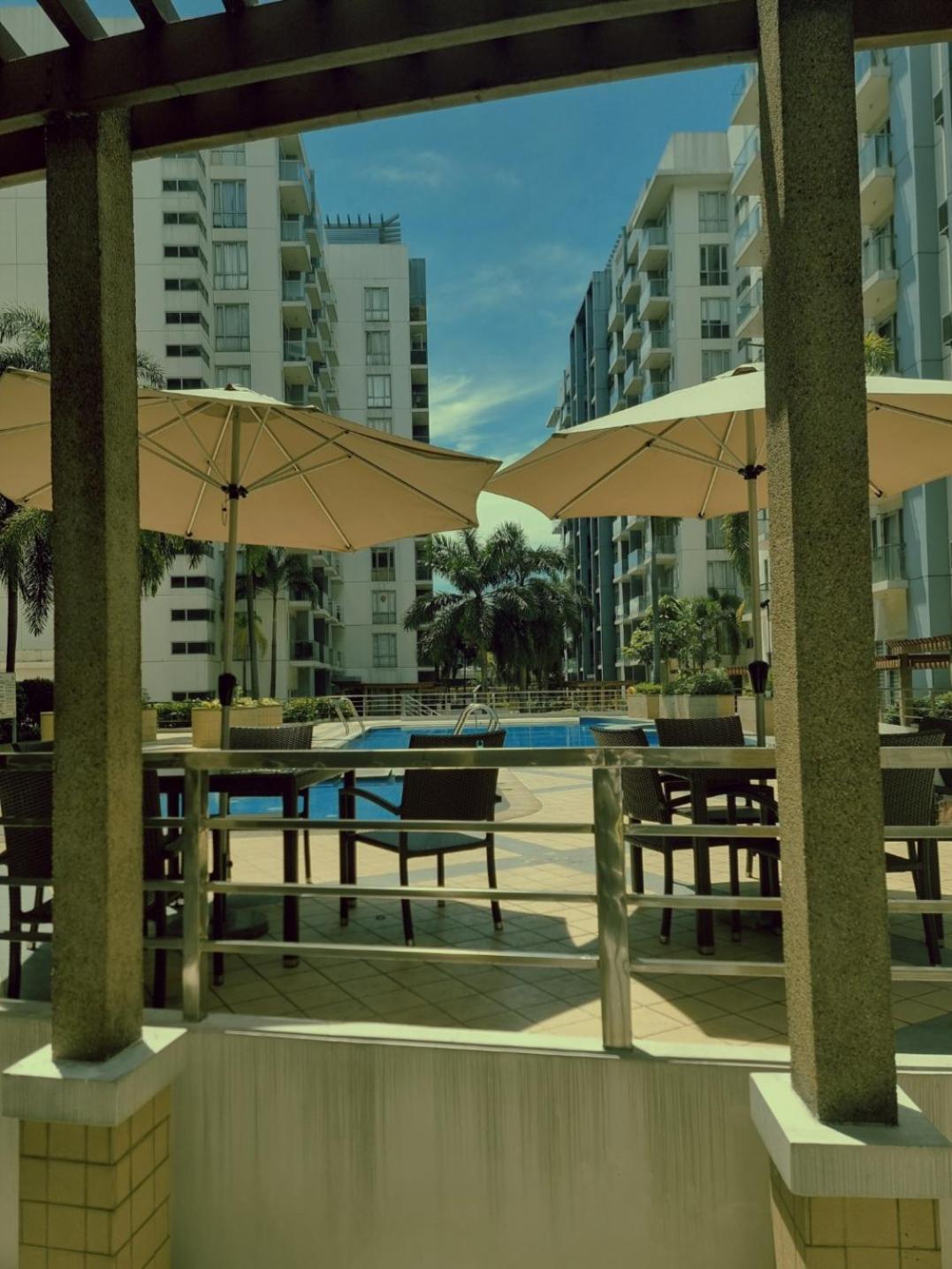 One Palm Tree Villas Condo Across Naia Terminal 3 マニラ市 エクステリア 写真